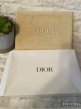 ✨🆕✨Brand New Dior Pouch